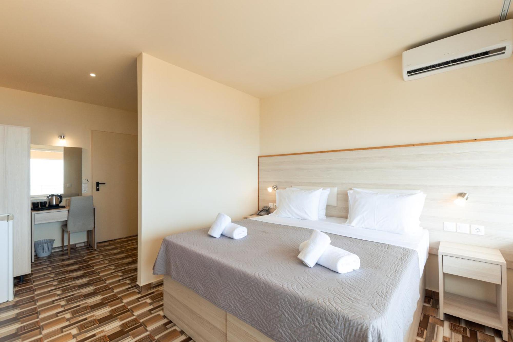Aqua Sun Village Hersonissos  Exterior photo