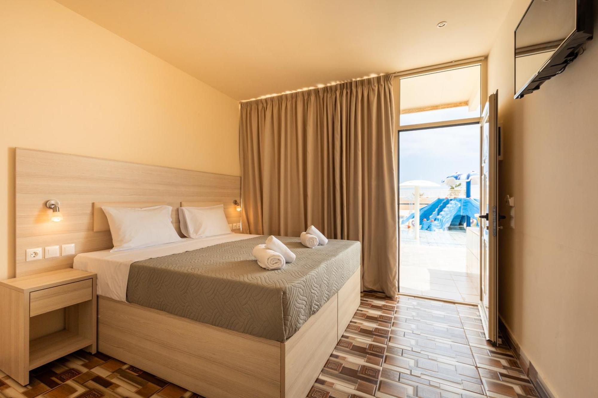Aqua Sun Village Hersonissos  Exterior photo